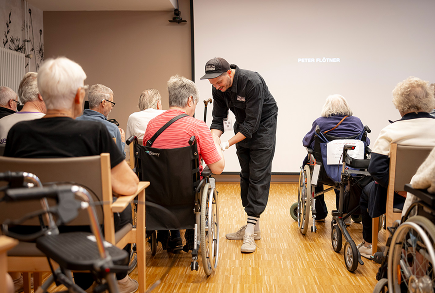 Sebastian Jung – Museum Express – Impressions